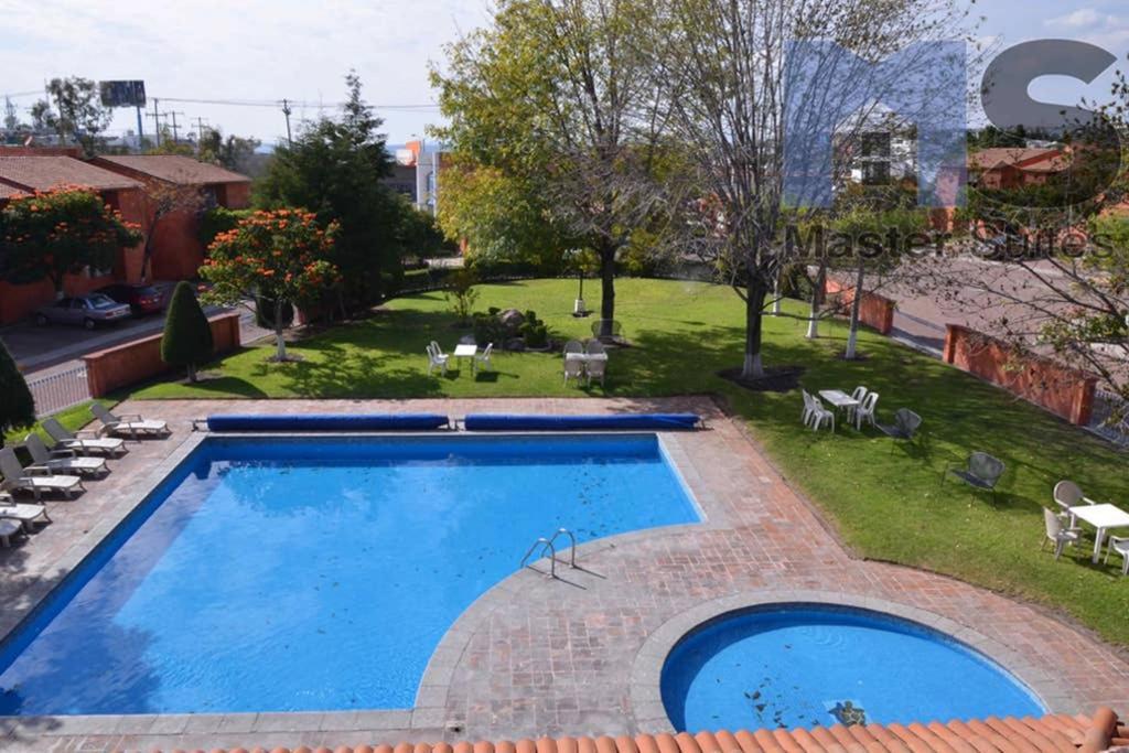 Amplia Suite Alberca Av Bernardo Quintana 12D Mendiola Exteriör bild